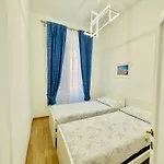 Casa Kambal *